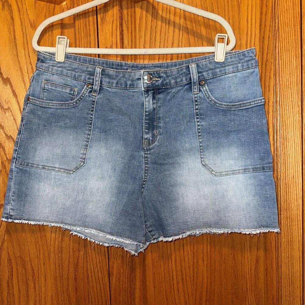 EUC TOMMY BAHAMA BORACAY INDIGO HIGH RISE FRAYED JEAN SHORTS LT VISTA WASH SZ 16